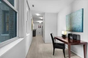 Amazing 1BR Apt | Full Kitchen | Pool | Laundry - Image 5