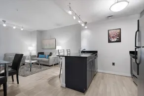 Amazing 1BR Apt | Full Kitchen | Pool | Laundry - Image 3