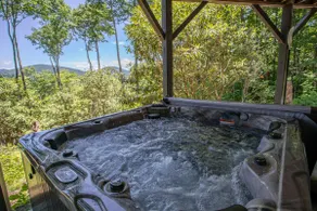 Mountain Lodge With Picturesque Views - Image 4