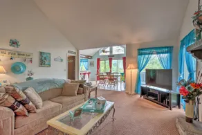 < 1 Mi to Lake! Osage Beach Home w/ Furnished Deck - Image 3