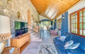 La Collina - Image 3