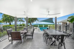 Belle Escapes Beachfront Luxury Home 53 Arlington Clifton Beach - Image 4