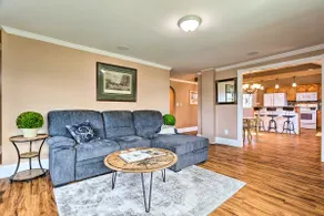 Coastal Abode w/ Beach Views, Walk to Beach & Bars - Image 4
