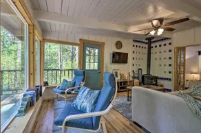 Loch Lomond Cabin w/ Hot Tub, Near Wineries! - Image 4