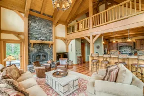 Norge Haus - Riverfront Extraordinary Home - Image 2