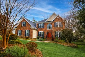 Firepit • EV Charger • BBQ • Desirable Location - Image 3