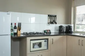 Executive King Apartment | With Breakfast - Image 2