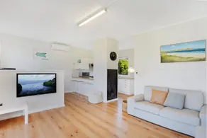Scenic Shack 4 Scenic Way - Image 3