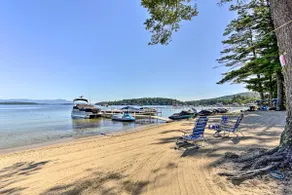 Lake Getaway: Walk Across Street to Private Beach! - Image 4