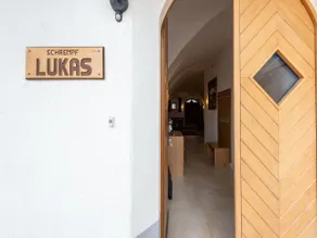 Traditional Holiday Home With Sauna in Niedernsill - Image 5