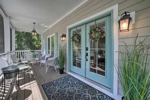 Bright & Airy Home: Chef's Kitchen & Pro Decor! - Image 3