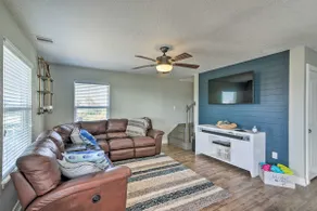 2 Blocks to Gulf: Surfside Beach Family Home! - Image 3
