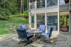 Fantastisk fem sovrum, 4. 5 badrum hemma ligger i Vermont Hills. - Image 2