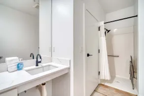 N Vancouver 101 | Open Layout • 2 Beds • 1 Bath - Image 4