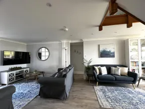 Chesil Watch - sleeps 10 people - Image 2