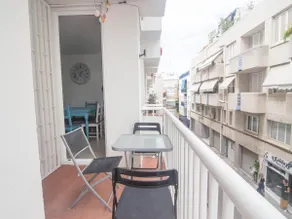 MANDALA BY BLAUSITGES Centric apartment, modern and close to the beach - Image 2