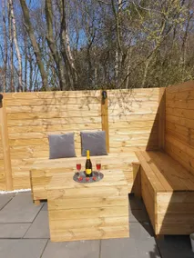 Interstellar - Hot Tub Lodge - Image 4