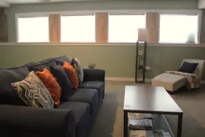 Apartment in Kalamazoo + WI-Fi + Garage + Laundry - Image 3