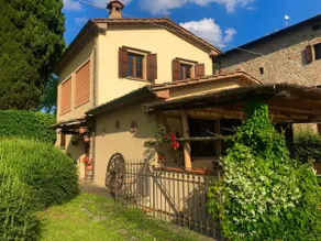Scenic Stay in Restored Retreat - Image 2