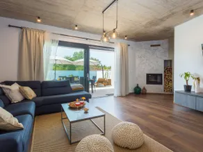 Moderne Villa Leonardo mit Pool im Freien - Image 3