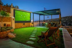 Villa Staras - With Private Heated Pool & Jacuzzi - Image 4