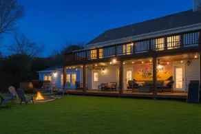 The Blue Magnolia Lodge: Luxury Retreat on Lake Whitney with Hot Tub, Fire Pit, and Private Cove! - Image 4