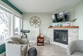 Point Pelee Water Access + Fire Pit | Sleeps 8 - Image 4