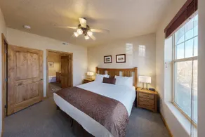 Foxpoint condo - Image 3