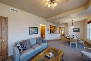 Foxpoint condo - Image 5