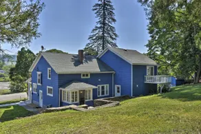 Walk to Waterfalls & Dining: Finger Lakes Escape! - Image 3