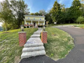 Abingdon Family Getaway w/ Porch & Views! - Image 2