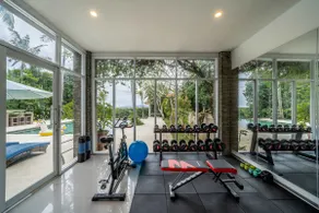 3BR Private Pool, Near Port @Villa Black Pearl - Image 5