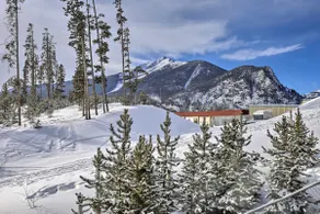 8 Mi to Copper Mtn: Sleek Frisco Townhome w/ Views - Image 2
