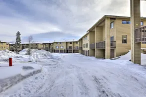 8 Mi to Copper Mtn: Sleek Frisco Townhome w/ Views - Image 3