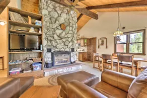 2 Mi to Grand Lake: Cabin w/ Fireplace & Library! - Image 5