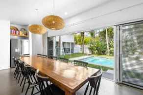 Barra Luxe Beach House 4BR Yaroomba Beach Stay - Image 3