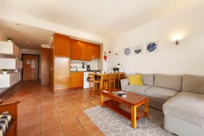 A11 - MarinaPark Hill Beach Apartment - Image 5