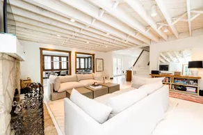 Lakefront Home W/ Private Beach and Coach House! - Image 5