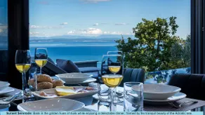 Luxury Villa with private pool and sea view - Image 5