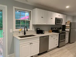 Modern 4BR 3BA Ranch Home w Fenced-in Backyard - Image 5