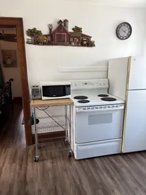 Nice 1 BR Apt, WIFI & Office, Near State Fair - Image 5