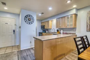Quiet and Serene Condo in Branson - Image 3