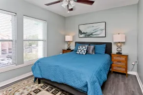 Blue Heaven: Wonderful Waterfront Unit with Kayaks - Image 4
