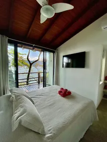 Casas Do Mar, on the seafront, facing the beach - Image 2