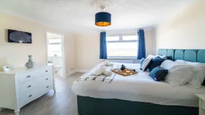 Stunning Sea View Penthouse – 2 Bedroom – 2 Bathroom - Image 5