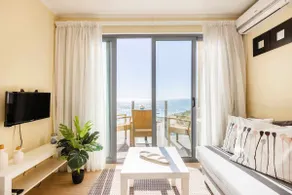 Vista Mare Beach Apartment 2 by Porto City Hosts - Image 2