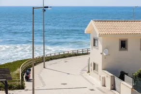 Vista Mare Beach Apartment 5 by Porto City Hosts - Image 3