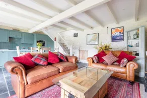 2 Bedroom Cottage Close to Perranporth Beach - Image 4