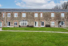 2 Bedroom Cottage Close to Perranporth Beach - Image 5