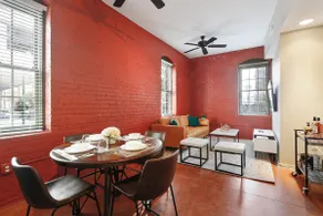 Warehouse District | Spacious Three Bedroom - Image 3
